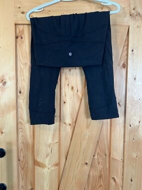 Lululemon crop capris leggings